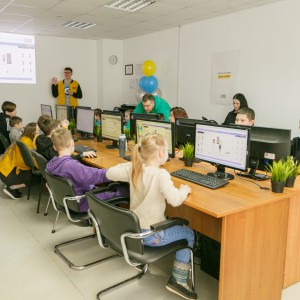 Новый класс в развлекательном центре города Томска! Скоро открытие! - Школа программирования для детей, компьютерные курсы для школьников, начинающих и подростков - KIBERone г. Тбилиси